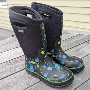 BOGS Kids Black and Multicolor Rain Boots